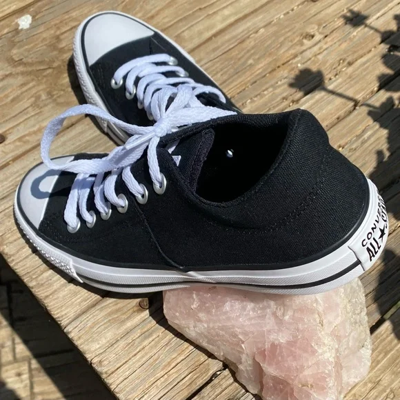 NEW Black Converse All Stars. Lace up
Size 8.5 men’s. 10.5 lady’s. Padded tongue - Picture 4 of 5